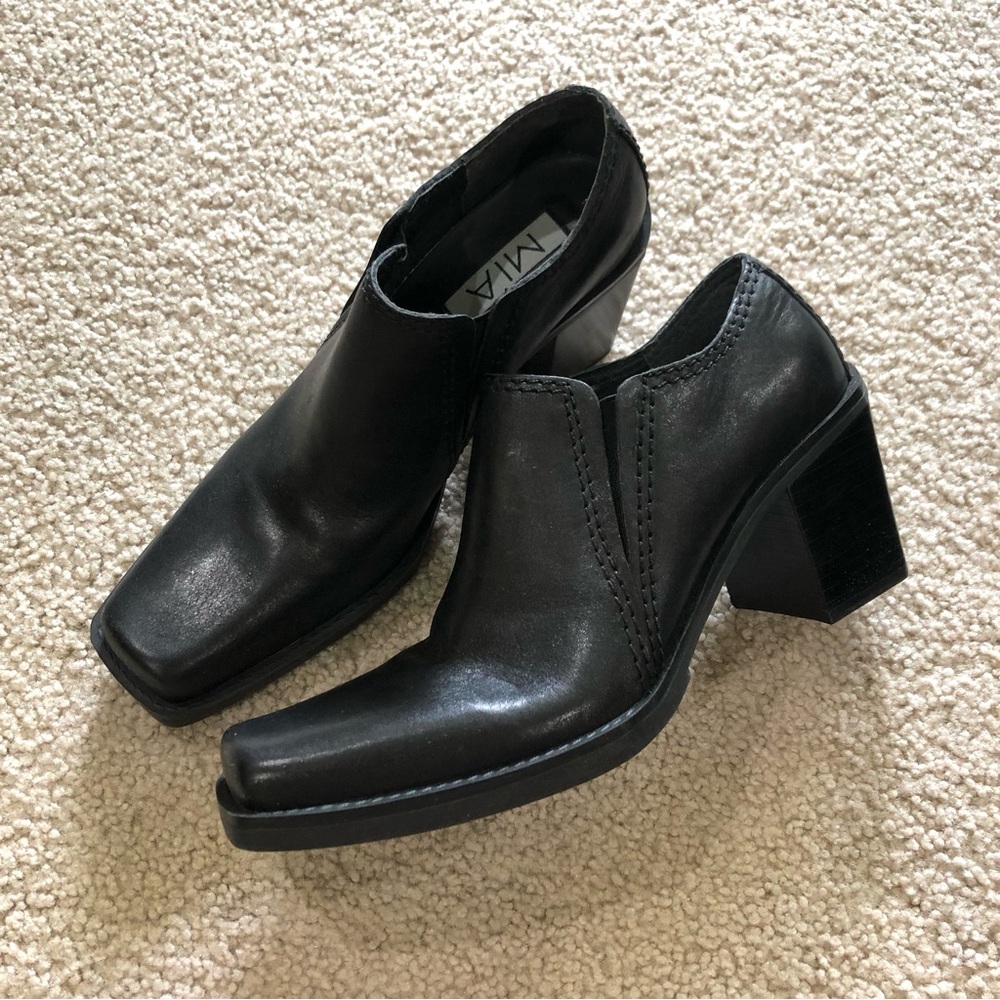 MIA Vintage 90s Square Toe Chunky Heel Booties, Black Leather • 7.5 - Picture 1 of 6